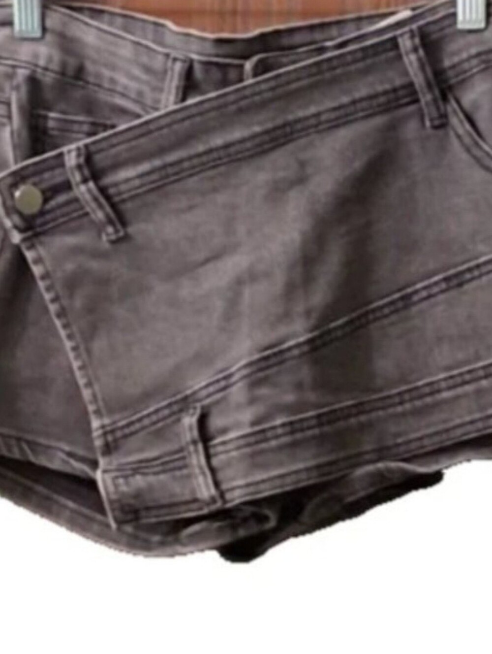 Women's Size S Gray High Rise Pockets Stretch Belt Hoops Wrap Shorts Skorts